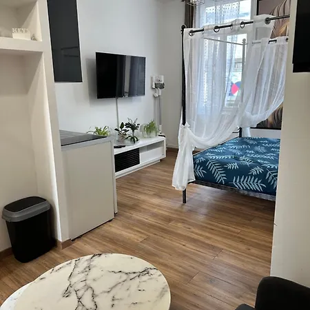 Appt 6 A Deux Pas De La Gare شقة